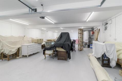 New House, Staverton Garage