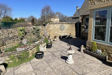 Front Garden.JPG
