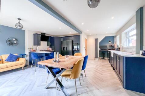 Kitchen / Living / Dining
