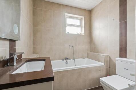 24 Martindale Road, Hounslow - bathroom 2.jpg