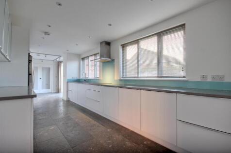 Chapel House (21).jpg