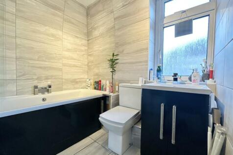 Briseham Road - 9.jpg