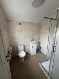 Ground Floor Flat with Garden
