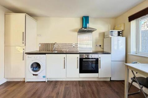 Lounge/Kitchen