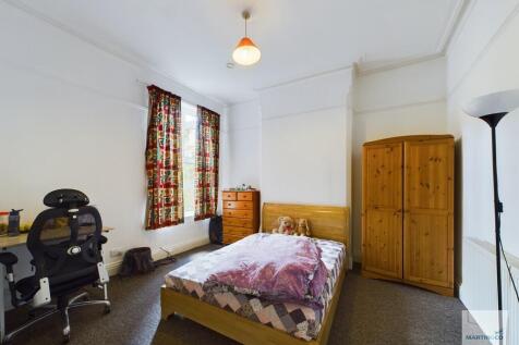 CAM03394G0-PR0132...