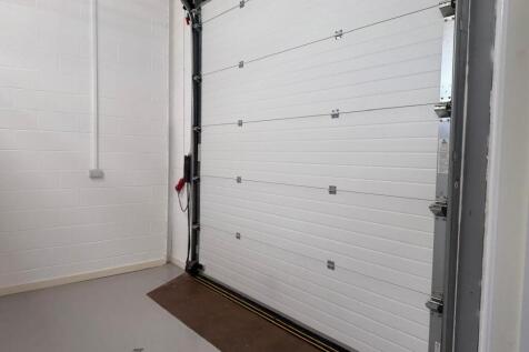 Business Park to rent Image 4