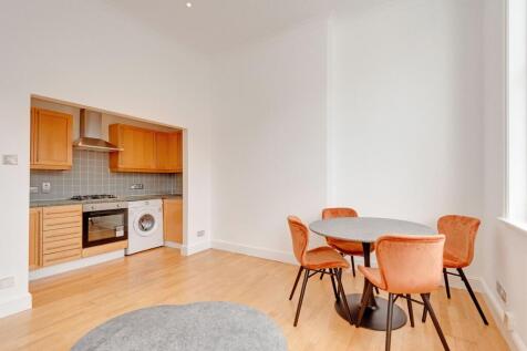 Broadhurst Gardens, London, NW6 photo 3