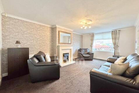 Mossend Avenue, Kilbirnie lounge shot