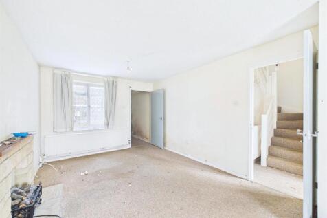 3-bedroom House for Auction, Stoke Gifford (3).jpg