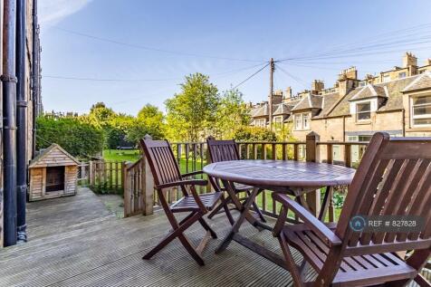 Private Back Decking