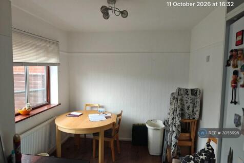 Briar Road, Watford, WD25 photo 4