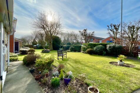 Ranslett Court - gardens