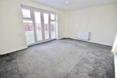 Nightingale Road, Guisborough, North Yorkshire, TS14 photo 3