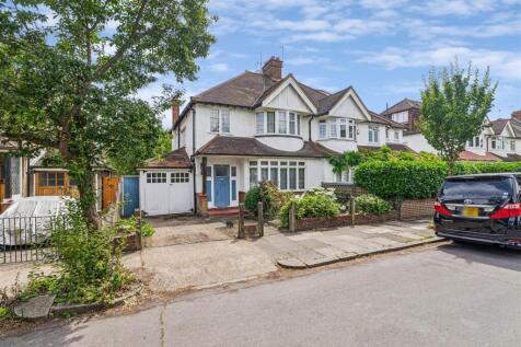 FOR SALE - Kinnaird Avenue, W4