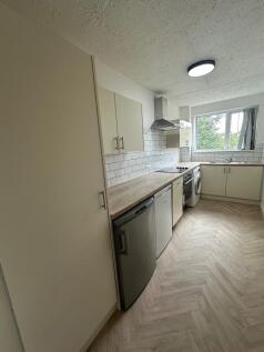 2 bed flat Kenelm Court,  London Road, CV3 4HD photo 5