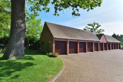 17 Woodfield Gardens - (17).jpg