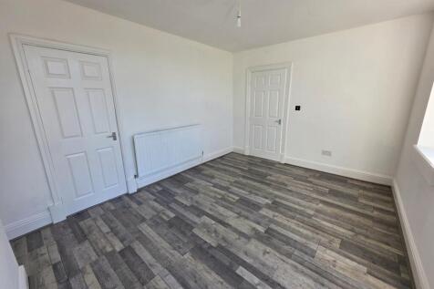 Lovat Avenue, Redcar, TS10 photo 5