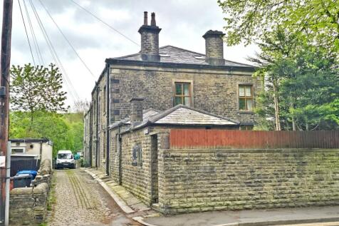 Off A Cobbled Lane