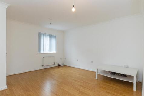 10 Basford Court-9.jpg