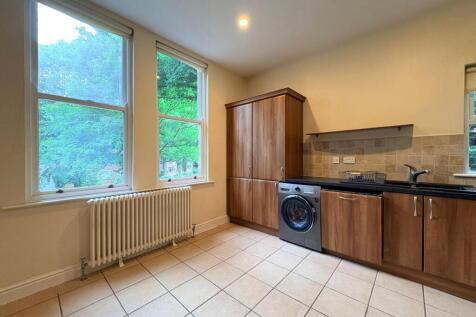 Elmsley Road, Mossley Hill, Liverpool, Merseyside, L18 photo 4
