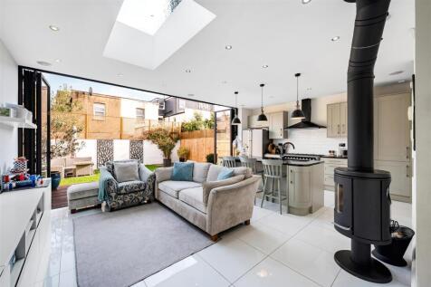 11 Hillcrest Road-6.jpg