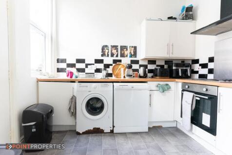 4 Bedroom House, Claremont Road, Liverpool photo 4