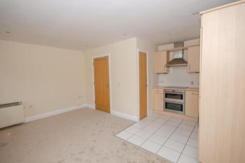 Living area.jpg