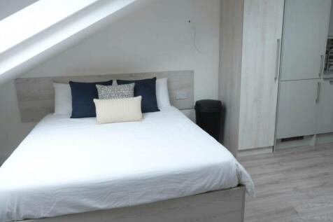 topo studio 4 bedroo