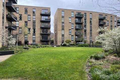 20 Grove Court.jpg