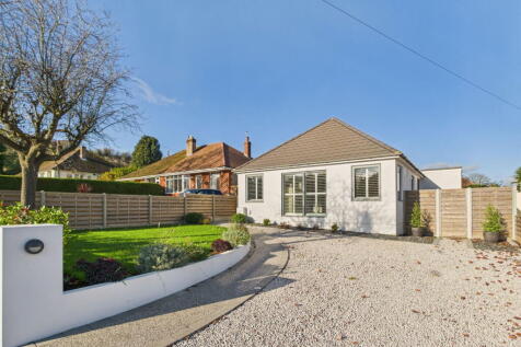 Worthing, BN14 - property photo