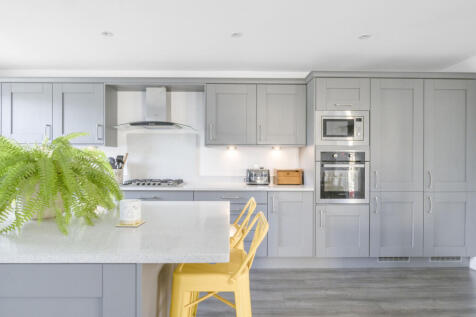 1311458-19-6851a8...