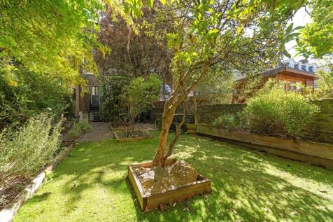 Garden (2).JPG