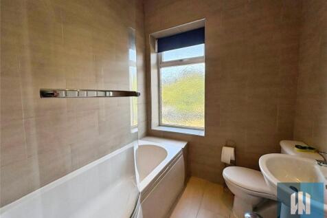 Fenton Street, Mirfield, West Yorkshire, WF14 photo 3