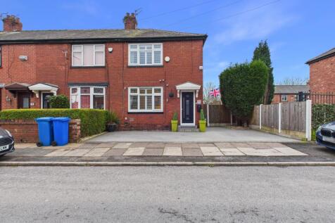 CAM03729G0-PR0233-STILL043