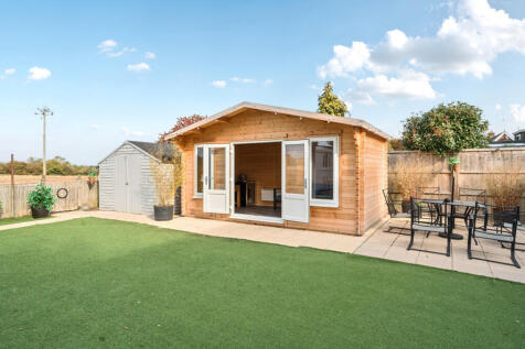 1361087-4-68dd856...