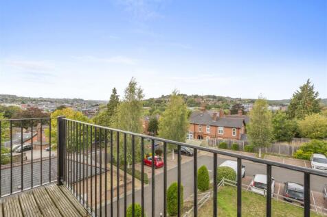 Flat 9, 15 Priory Road, HP13 6SL-12.jpg