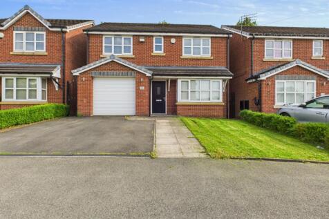 CAM03729G0-PR0113-STILL032