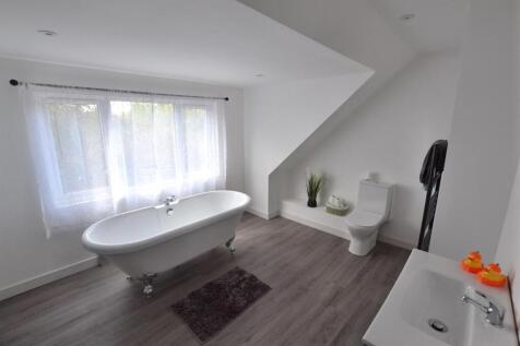 Leicester Road (18).JPG