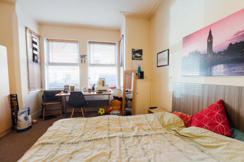 3-bed house on Leopold Street, Loughborough, £1,690/mo