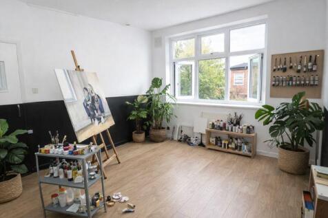 Small Artist Studio (AI Optimised)