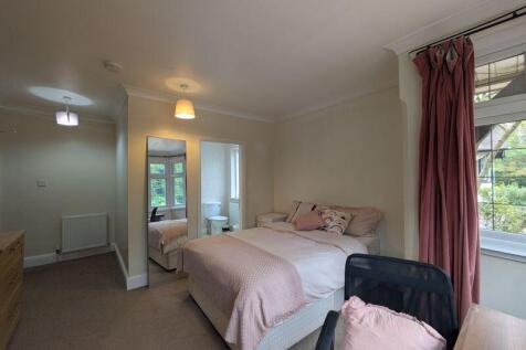 Spacious 6-Bedroom Shared Property in Lenton, Nottingham photo 4