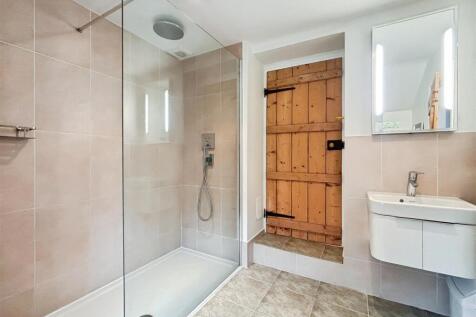 En Suite Two (1).jpg