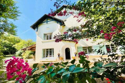 Property Image 1