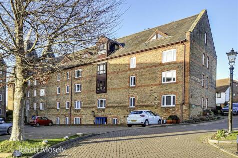 1.  1 The Maltings, Carpenters Lane, TONBRIDGE, TN