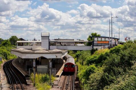 LOCATIONS DD 2462019719.jpg