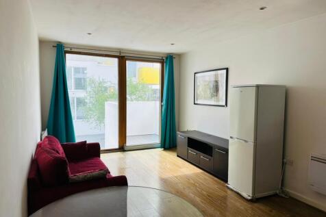 One bed flat to rent Arboretum Place, Barking IG1
