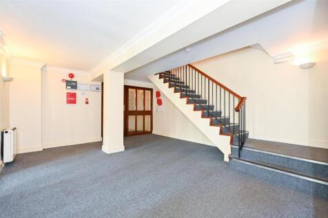 Communal Hallway.jpg