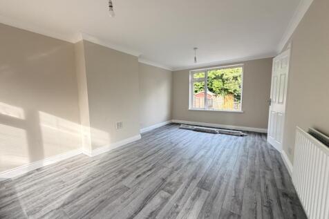 Yatesbury Crescent, Nottingham, NG8 photo 4