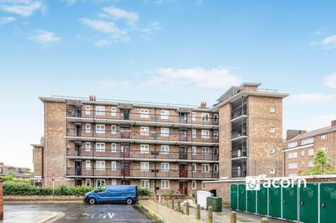 1-bed flat on Lytham Street Walworth SE17, £1,700/mo