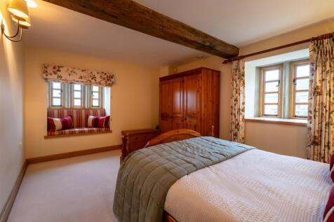 5 bed, 4 bath Semi-Detached in Sheffield - Photo 38